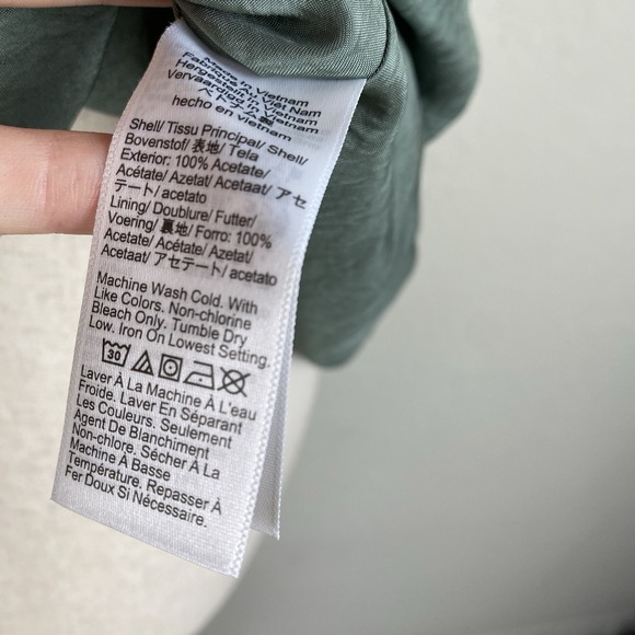 J. Crew NWT Cutaway Vest Top in Satin Size 8 Green Old Money Preppy Textured - Picture 6 of 7